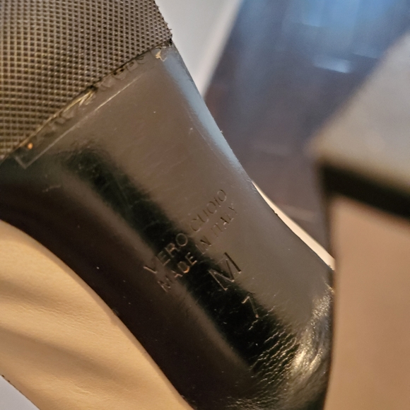 Marc Jacobs Nude Open Toe Pumps With Pink Trim - Picture 5 of 5